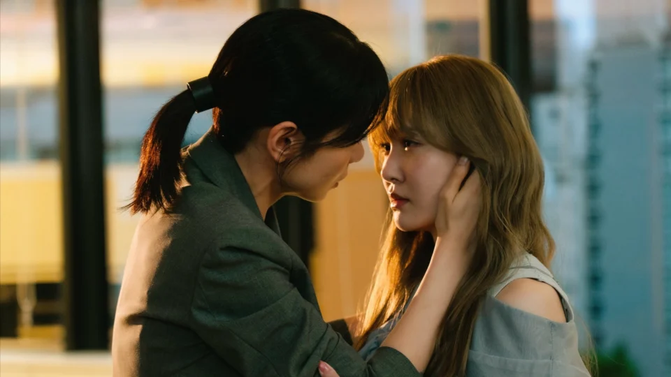 Poster phim Ayaka Yêu Tiền Bối Hiroko