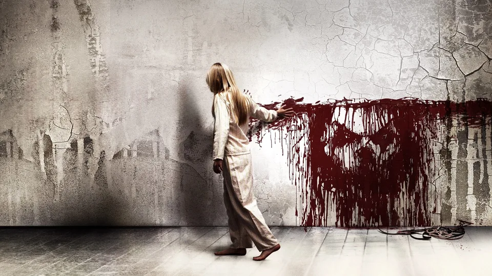 Poster phim Điềm Gở